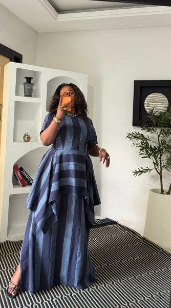 Robe rayée noire blanc marron