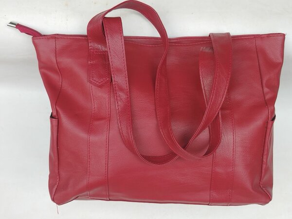 Sac à main cabas en cuir rouge