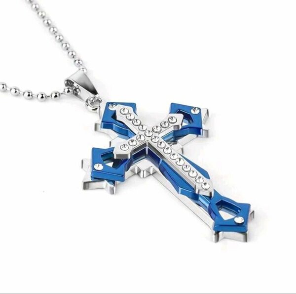 Collier Croix Acier Bleu