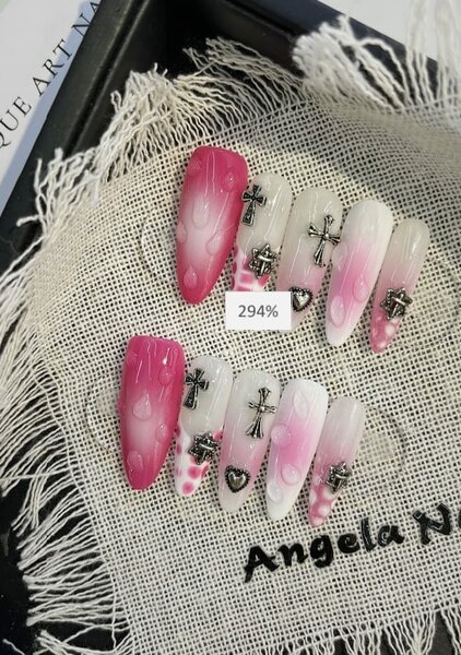 faux ongle de bonne qualité