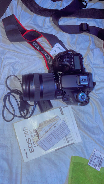 Appareil photo reflex Canon EOS 70D