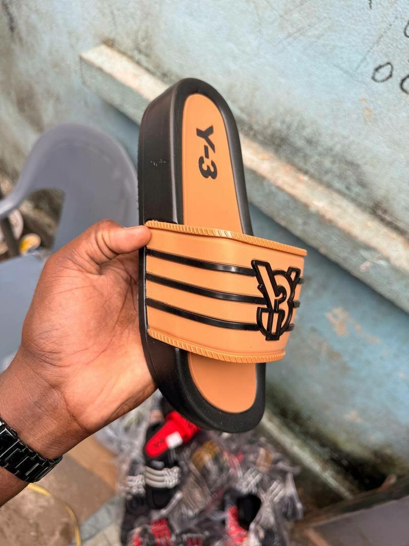 Sandales Y-3 élégantes