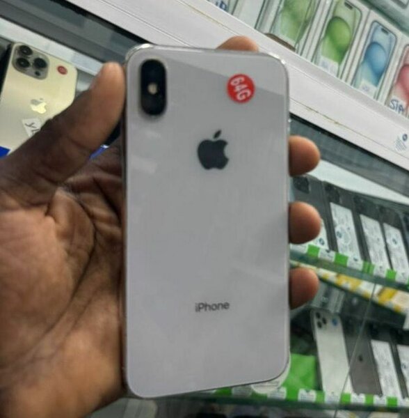 iPhone X 64GB Argent Débloqué