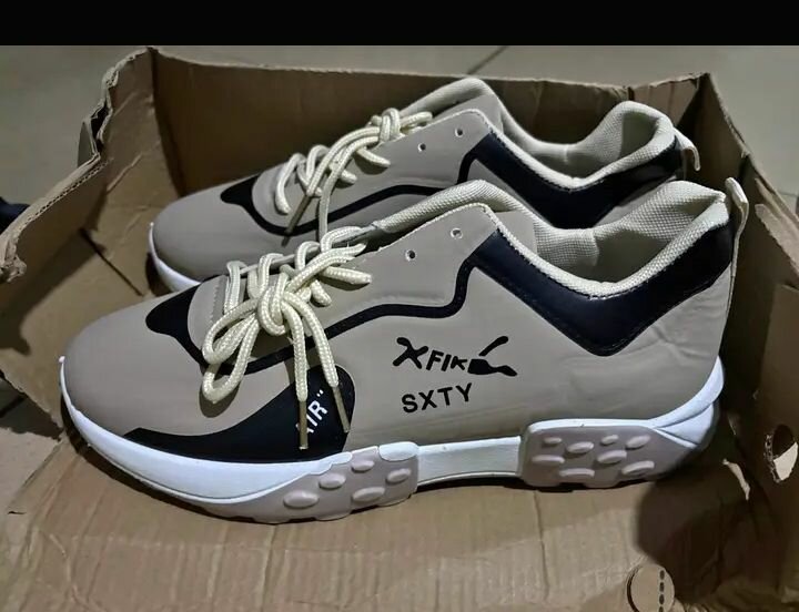 Chaussures Nike SXTY pour homme