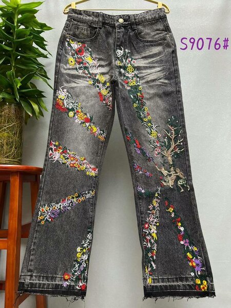 Jeans brodés tendances