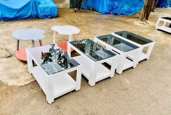 Tables basses modernes