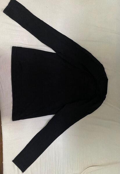 Tshirt noir manches longues