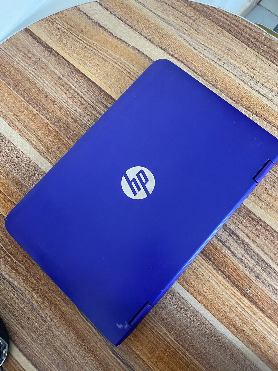 Ordinateur portable HP bleu