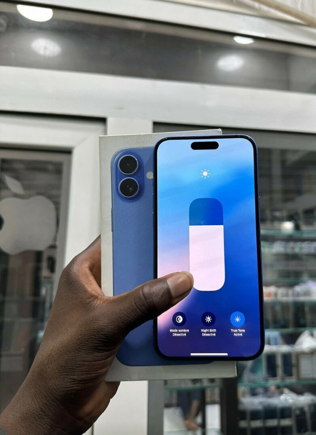 Apple iPhone 16 bleu