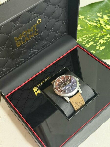 Montre Montblanc neuve coffret cuir marron chrono 2024 édition limitée