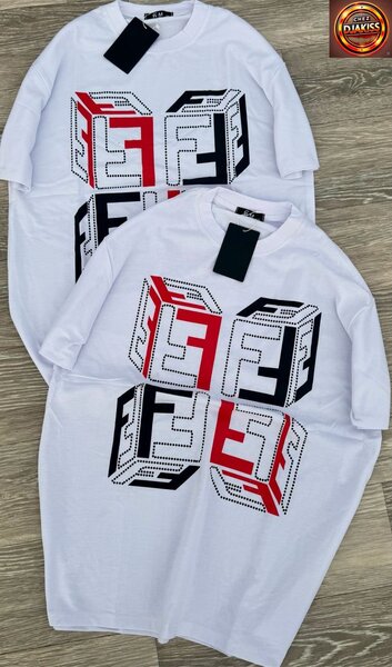 T-shirts graphiques modernes