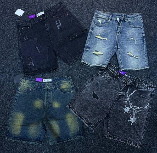 Shorts en jeans déchirés pour homme