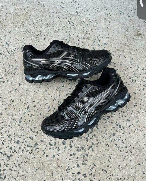 Chaussures de course légères