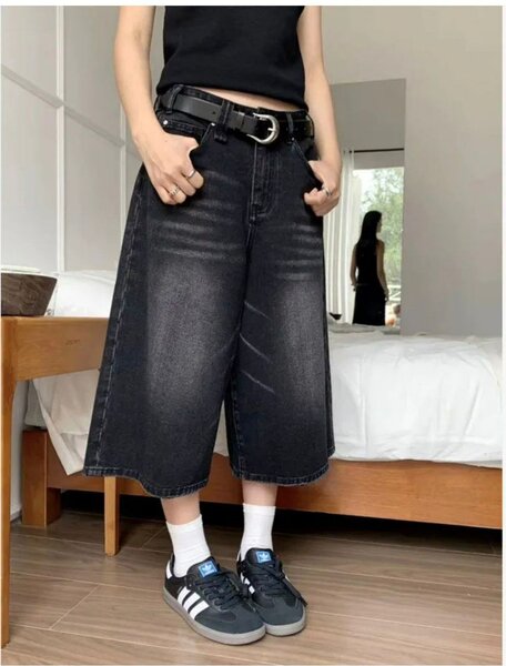 Shorts en denim noir