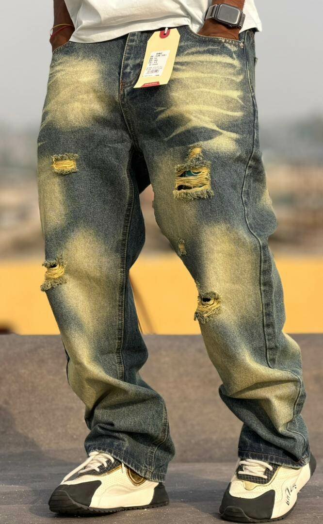Jeans homme déchirés et décontractés