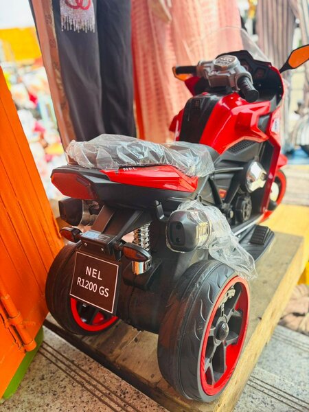 Moto électrique enfant rouge