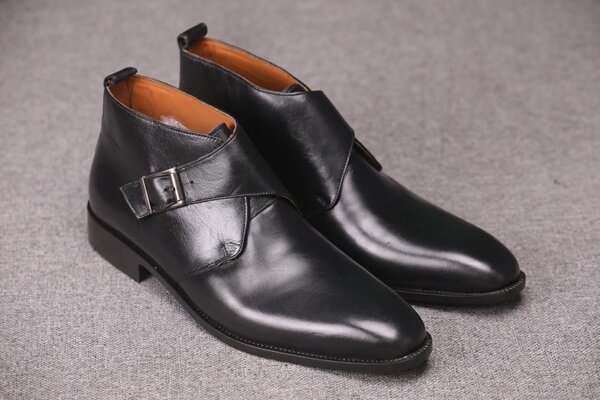 Chaussures en cuir élégantes