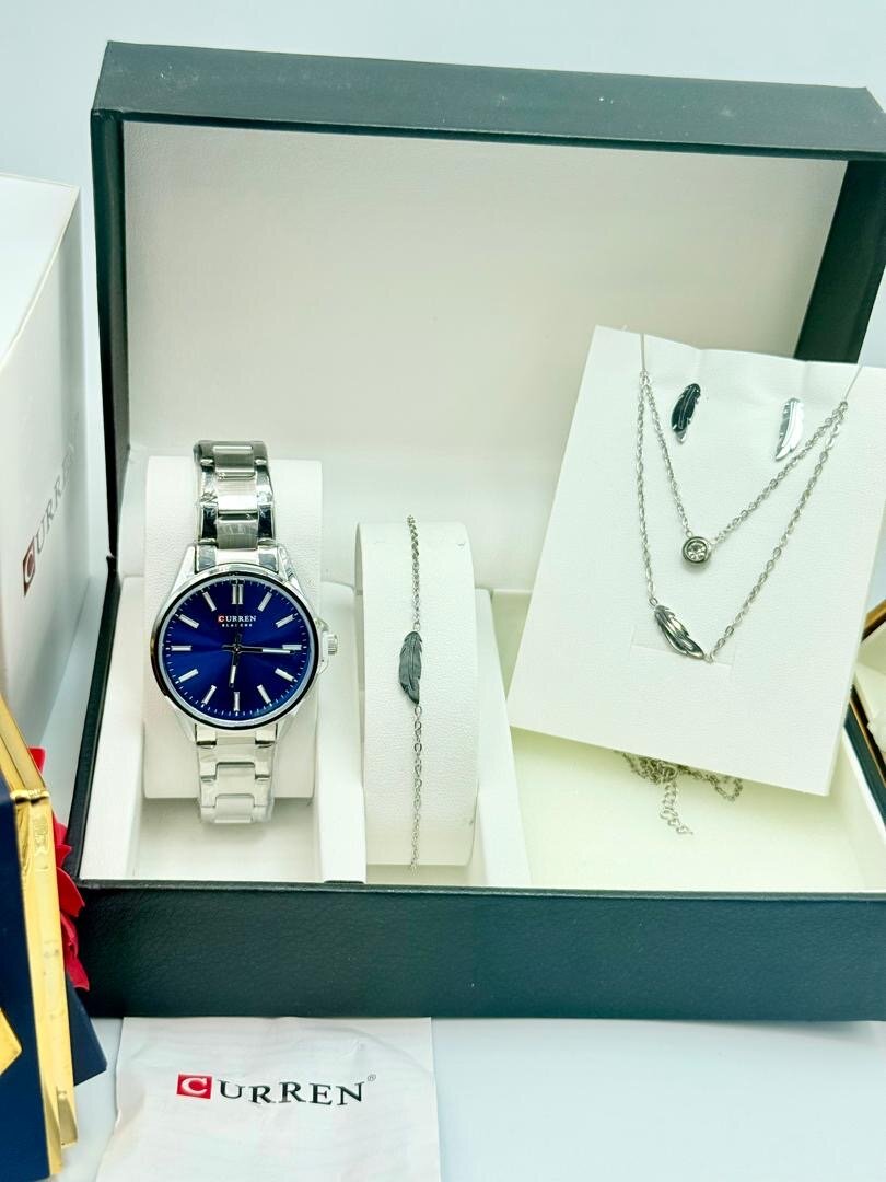 Ensemble Montre et Bijoux Chic