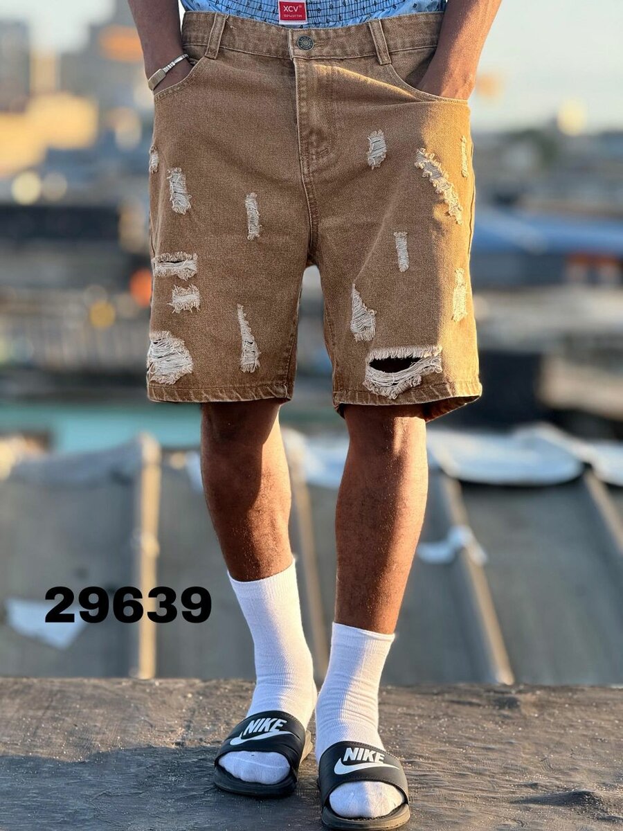 Shorts en Jean Déchiré