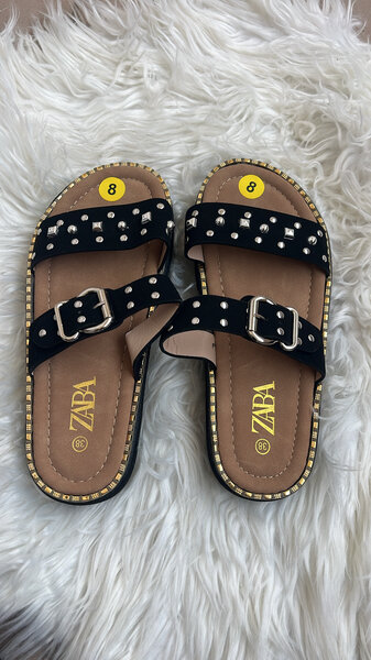 Sandales plates ZARA noires avec strass