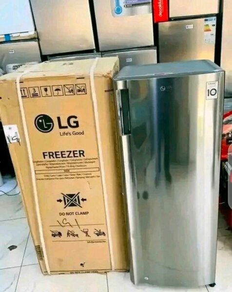 Congélateur vertical LG - Silver