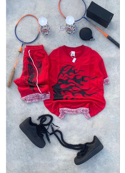 Ensemble de sport enflammé