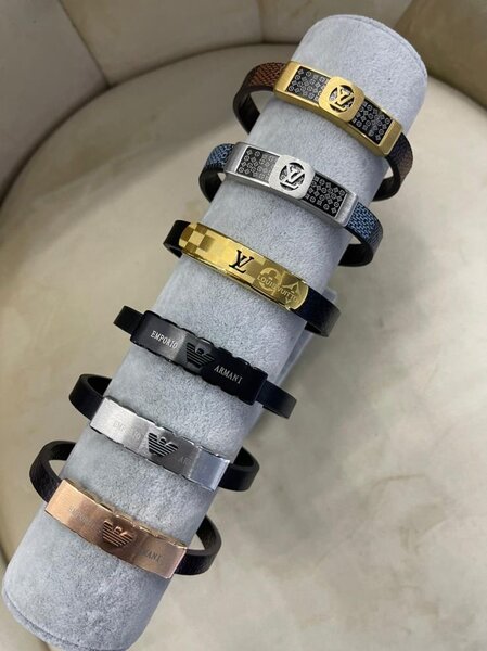 Bracelets en acier inoxydable