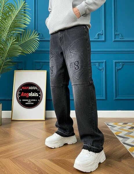 Jean noir homme élégant