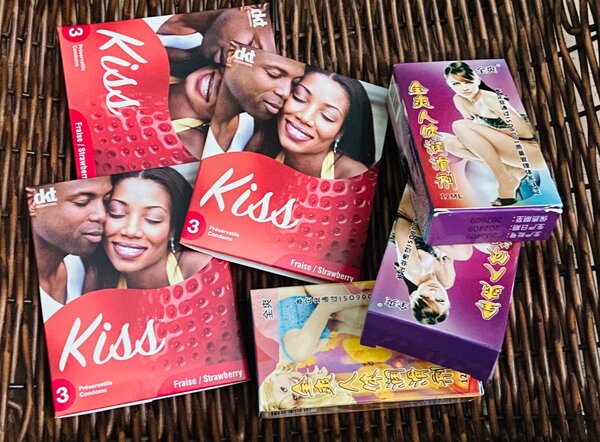 Préservatifs + lubrifiant