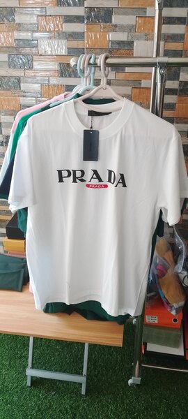 T-Shirts de Marques Populaires