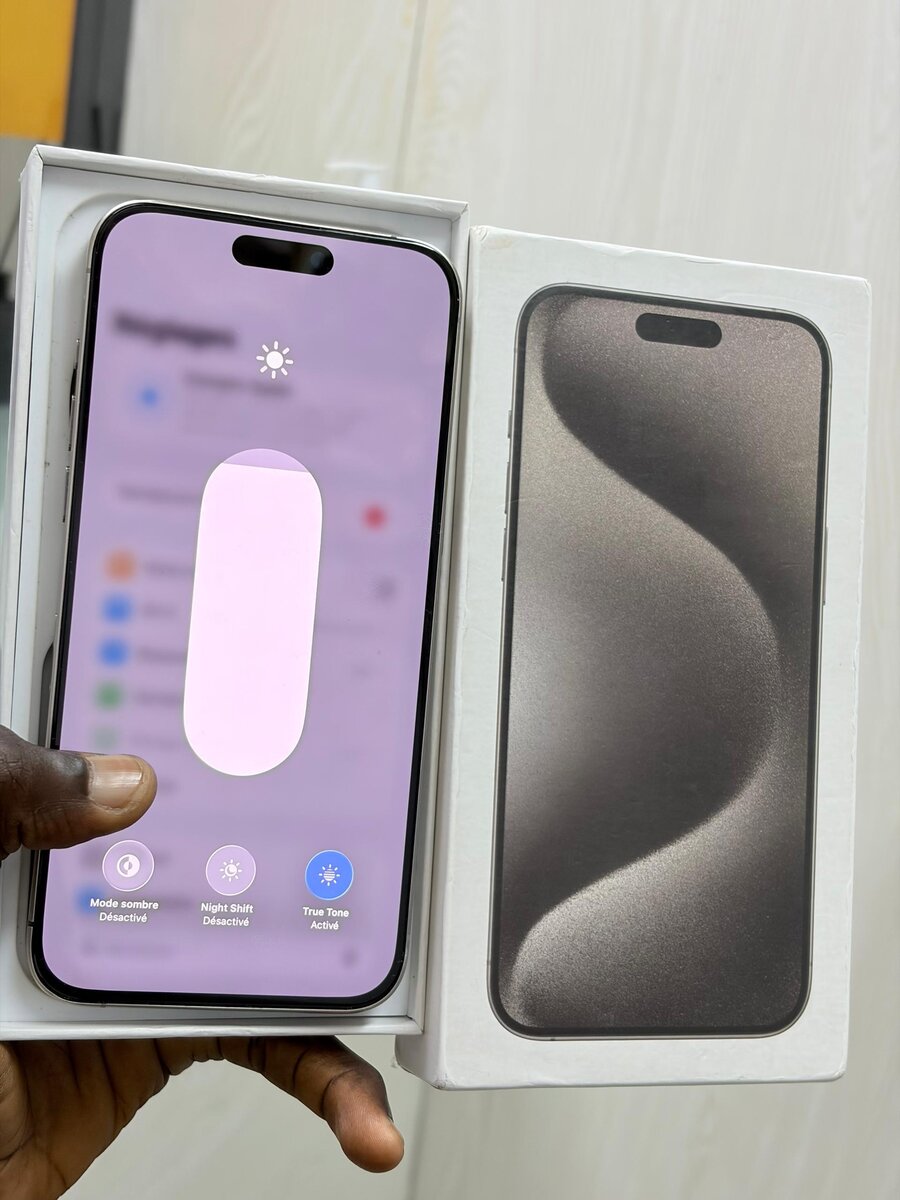 15pro Max 256Go tout est dori