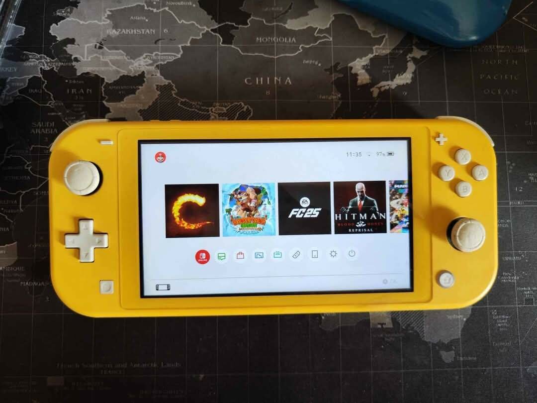 Nintendo Switch Lite Jaune