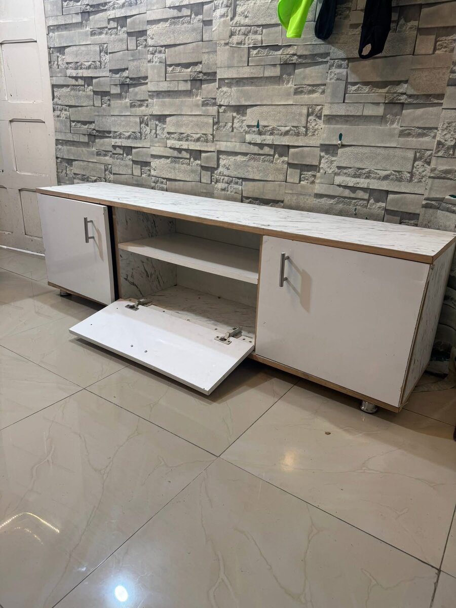 Meuble TV moderne avec rangement