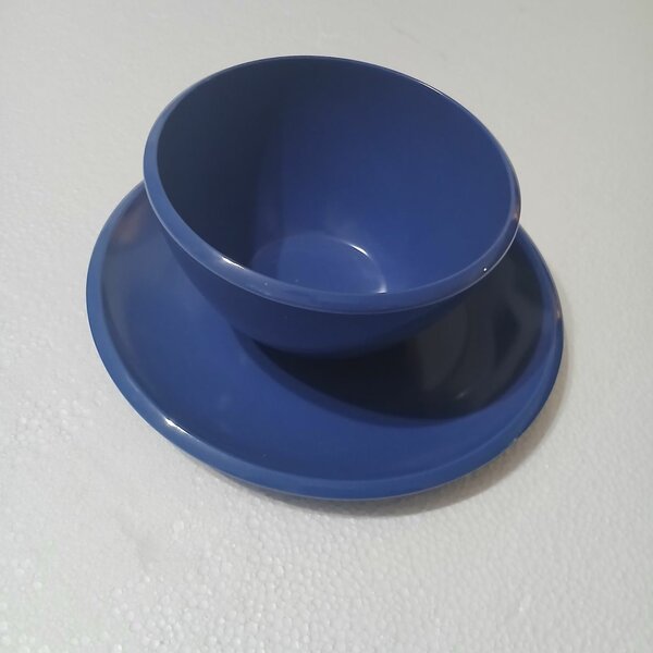 Bol et assiette en mélanine