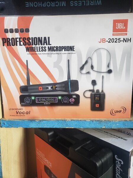 JBL Wireless Microphone Set