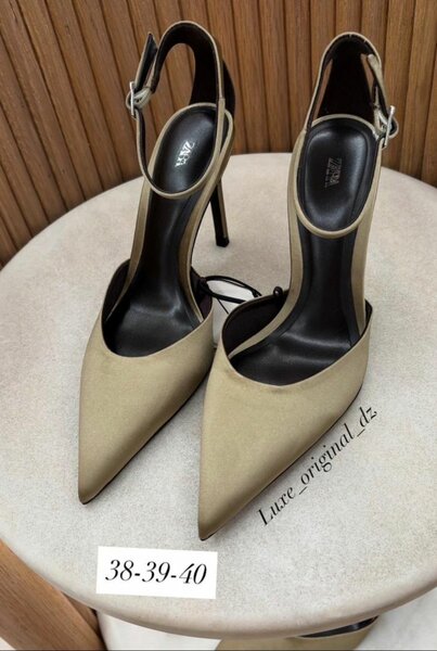 Escarpins élégants à talons hauts