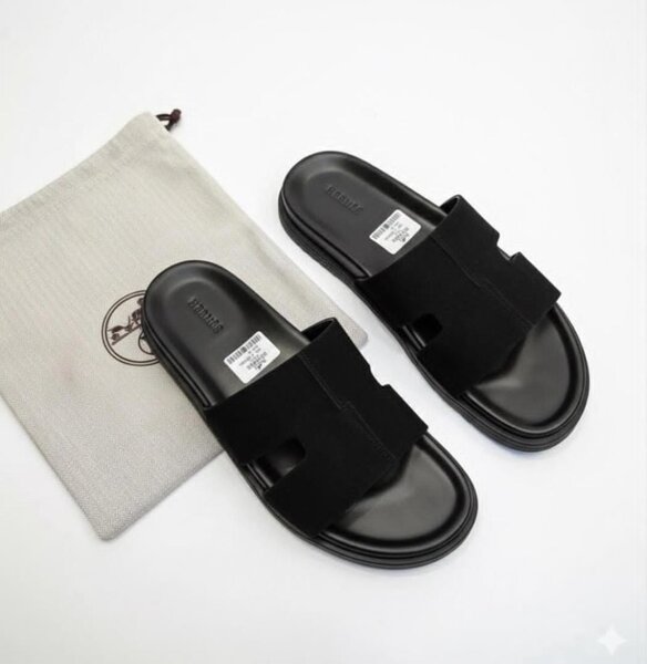 Sandales noires élégantes