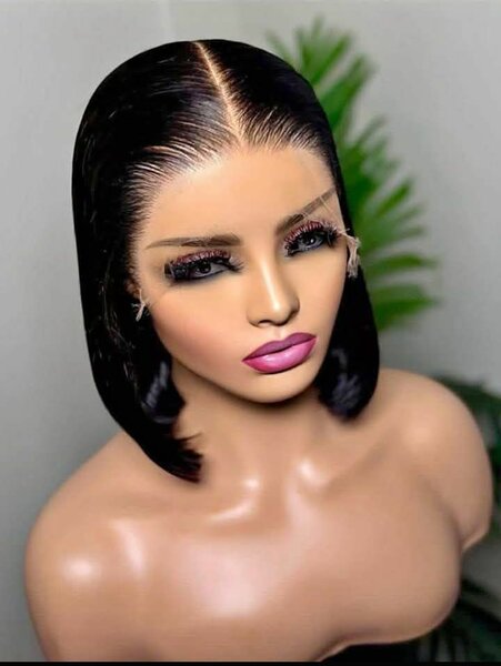 Perruque droite courte élégante