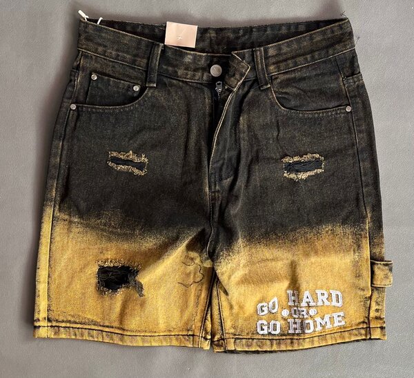 Shorts en denim délavé