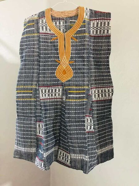 Tunique africaine brodée