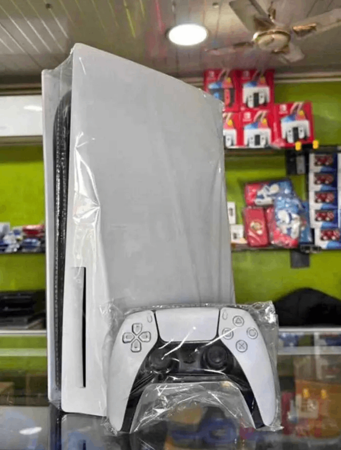 Sony PS5 Slim - Console de jeu neuve