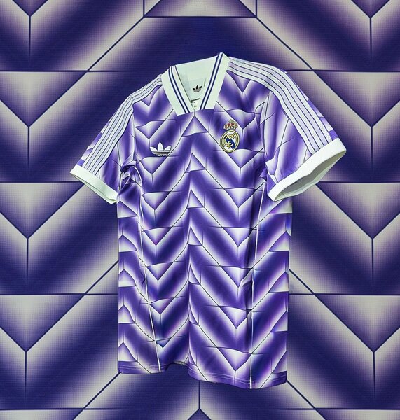 Maillot de football violet