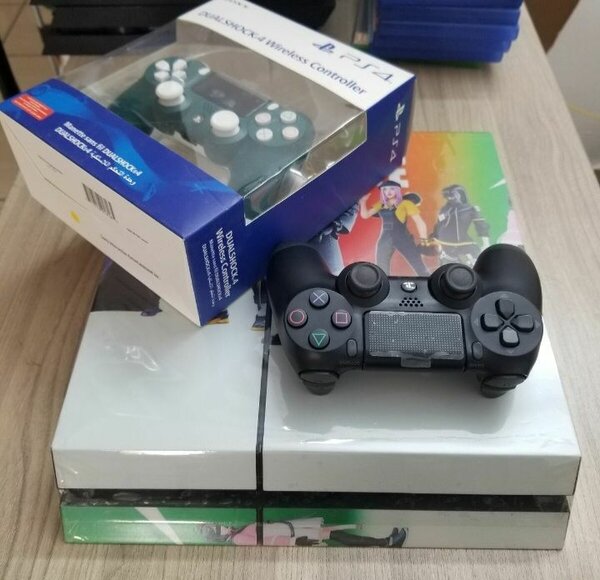 Console de jeu PS4