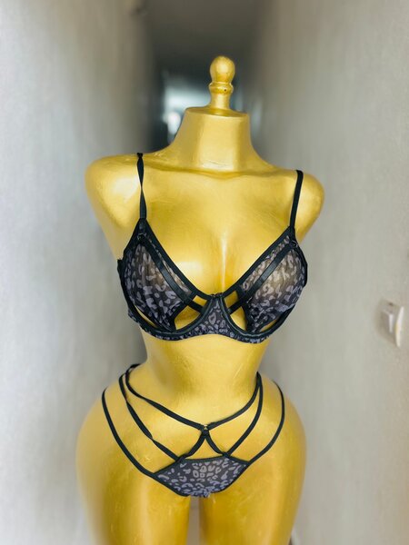 Ensemble lingerie léopard sexy