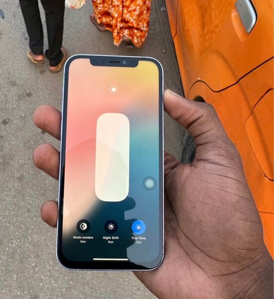 iPhone 12 Bleu 64Go Débloqué