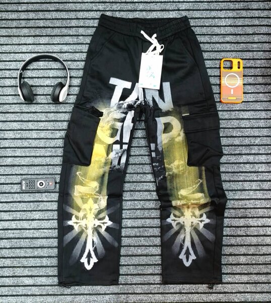 Pantalon cargo graffiti