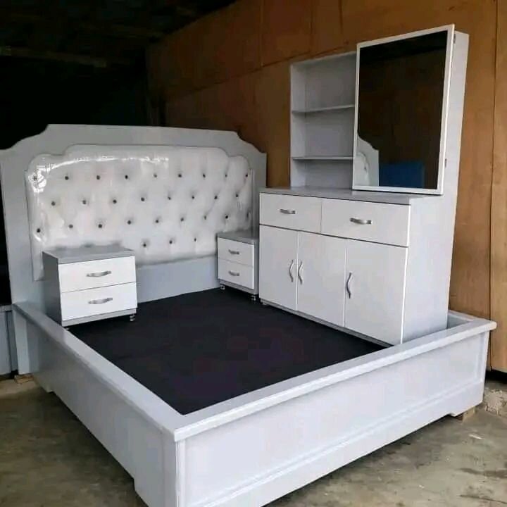 Chambre complète moderne avec lit et dressing