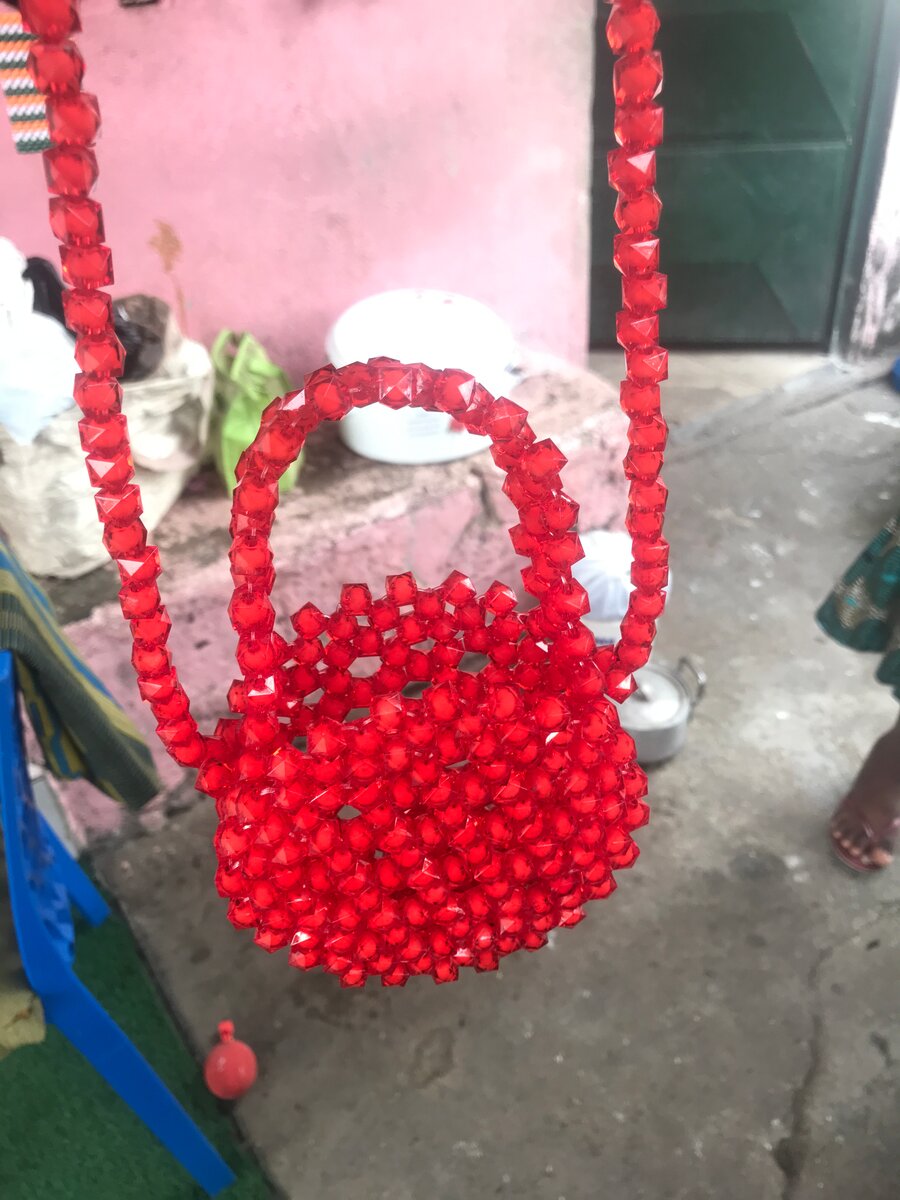 Sac bandoulière en perles