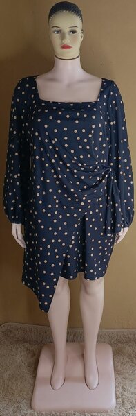 Robe à pois élégante