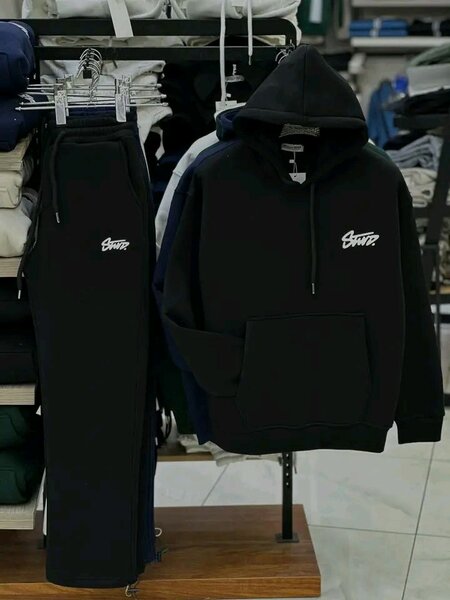 Ensemble de survêtement noir